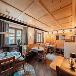 Schindler Bed&food Experience