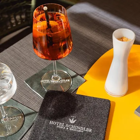 Schindler Hotel 3*